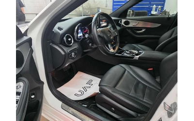 mercedes-benz-c-300 - 4