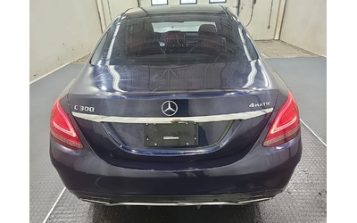 mercedes-benz-c-300 - 4