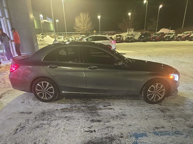 Mercedes-Benz C 300 * CARFAX * ЦЕНА ДО БГ - автомобили, коли, обяви за нови и употребявани 3