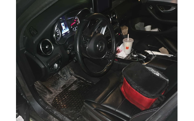 mercedes-benz-c-300 - 5