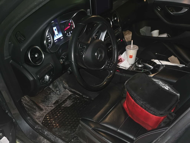 Mercedes-Benz C 300 * CARFAX * ЦЕНА ДО БГ - автомобили, коли, обяви за нови и употребявани 5