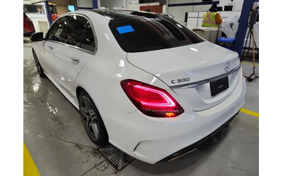 mercedes-benz-c-300 - 3