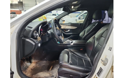 mercedes-benz-c-300 - 5