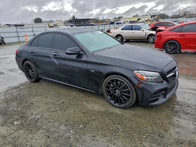 Mercedes-Benz C 300 - автомобили, коли, обяви за нови и употребявани 2