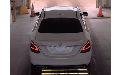 mercedes-benz-c-300 - 4