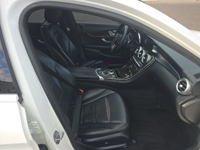 Mercedes-Benz C 300 4MATIC - автомобили, коли, обяви за нови и употребявани 8