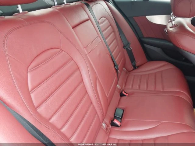 Mercedes-Benz C 300 4-Matic - автомобили, коли, обяви за нови и употребявани 7