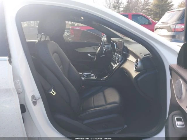 Mercedes-Benz C 300 4-Matic - автомобили, коли, обяви за нови и употребявани 4