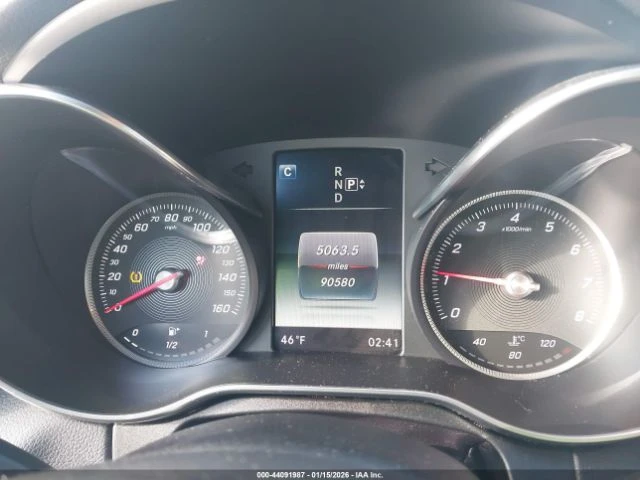 Mercedes-Benz C 300 4-Matic - автомобили, коли, обяви за нови и употребявани 6