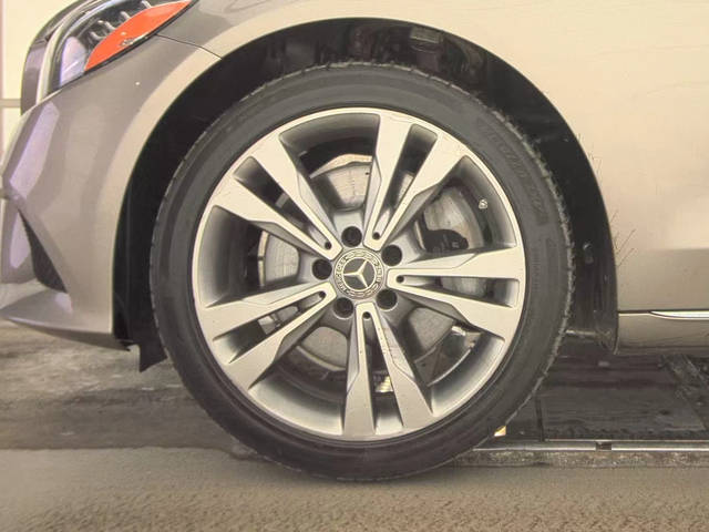 Mercedes-Benz C 300 4MATIC - автомобили, коли, обяви за нови и употребявани 8