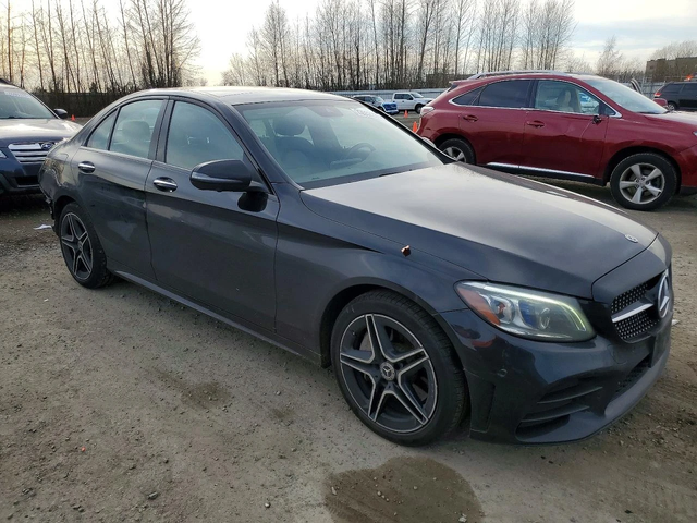 Mercedes-Benz C 300 4MATIC - автомобили, коли, обяви за нови и употребявани 3