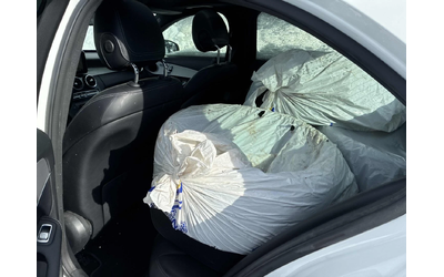 Mercedes-Benz C 300 AMG-pkg* Night-pkg* Keyless* Rear Camera* Ambient* - автомобили, коли, обяви за нови и употребявани 10