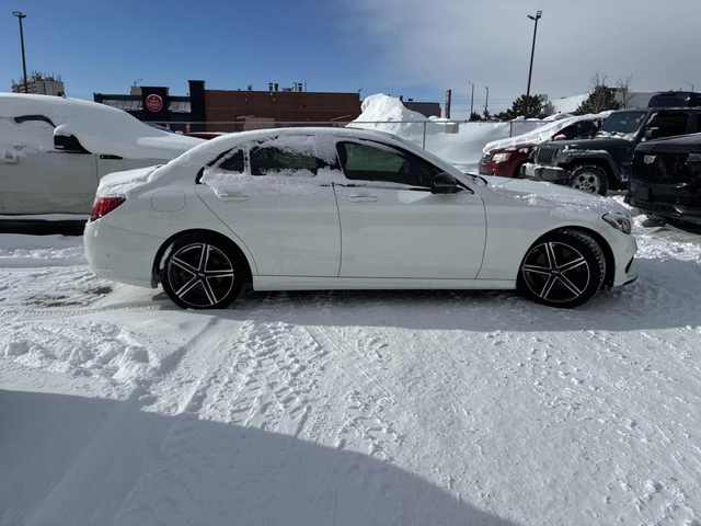 Mercedes-Benz C 300 AMG-pkg* Night-pkg* Keyless* Rear Camera* Ambient* - автомобили, коли, обяви за нови и употребявани 4