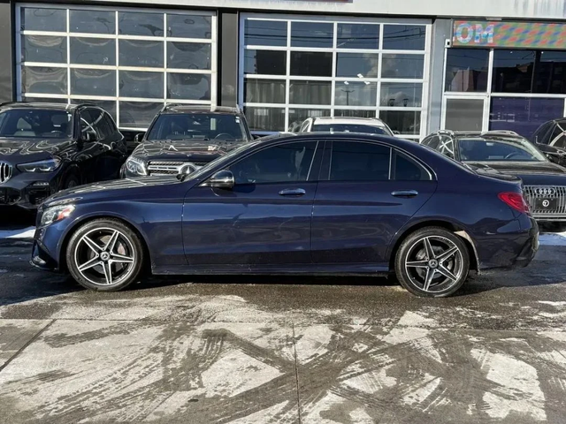 Mercedes-Benz C 300 AMG-pkg* Night-pkg* Burmester* Keyless* Camera* Am - автомобили, коли, обяви за нови и употребявани 4
