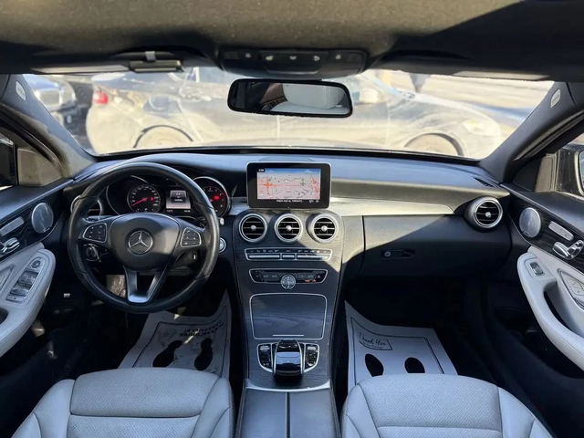 Mercedes-Benz C 300 AMG-pkg* Night-pkg* Burmester* Keyless* Camera* Am - автомобили, коли, обяви за нови и употребявани 7