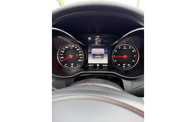 Mercedes-Benz C 300 4M* AMG-pkg* Keyless* Ambient* Подгрев* Пано - автомобили, коли, обяви за нови и употребявани 8