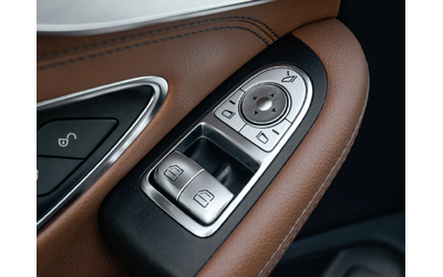 Mercedes-Benz C 300 AMG-pkg* COUPE* BROWN INT* NAV* PANOROOF* B.SPOT| - автомобили, коли, обяви за нови и употребявани 11