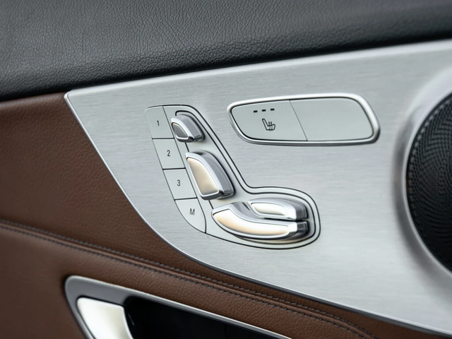 Mercedes-Benz C 300 AMG-pkg* COUPE* BROWN INT* NAV* PANOROOF* B.SPOT| - автомобили, коли, обяви за нови и употребявани 9