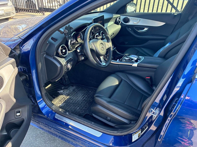 Mercedes-Benz C 300 С РЕГИСТРАЦИЯ & АВТО КРЕДИТ - автомобили, коли, обяви за нови и употребявани 5