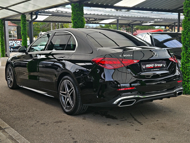 Mercedes-Benz C 300 AMG/4M/DISTR/HUD/VIRTUAL/3DCAM/МАСАЖ/ОБДУХ/PANO/LI - автомобили, коли, обяви за нови и употребявани 6