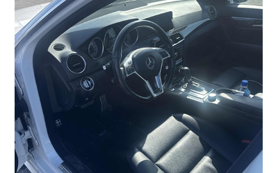 mercedes-benz-c-300 - 4