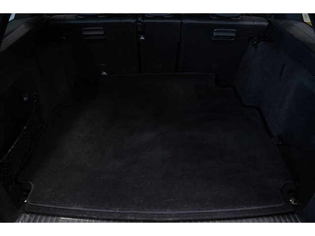 Mercedes-Benz C 300 4MATIC* KEYLESS* ПОДГРЕВ* КАМЕРА* ПАНОРАМА - автомобили, коли, обяви за нови и употребявани 3