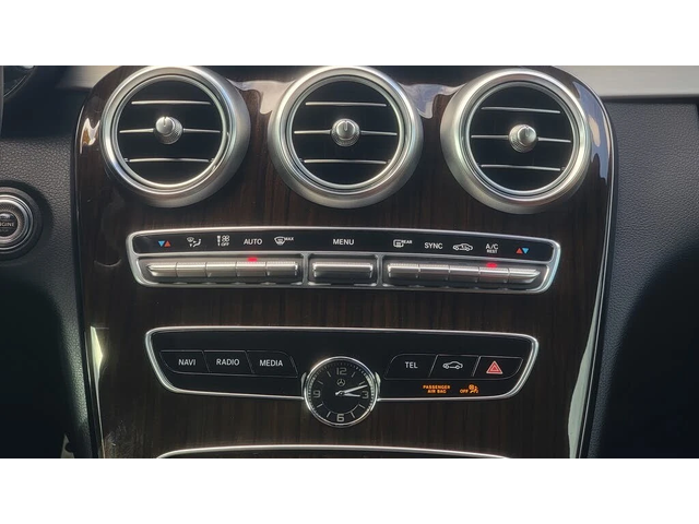 Mercedes-Benz C 300 * АвтоКредит * (ЦЕНА ДО БГ) - автомобили, коли, обяви за нови и употребявани 13