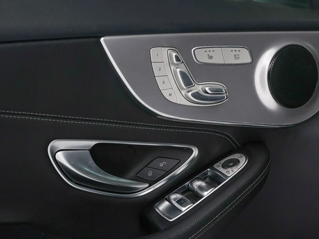 Mercedes-Benz C 300 * АвтоКредит * (ЦЕНА ДО БГ) - автомобили, коли, обяви за нови и употребявани 10