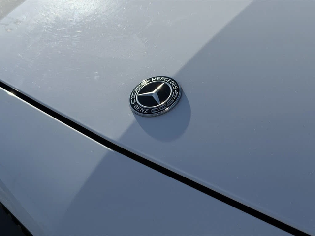 Mercedes-Benz C 300 * АвтоКредит * (ЦЕНА ДО БГ) - автомобили, коли, обяви за нови и употребявани 3