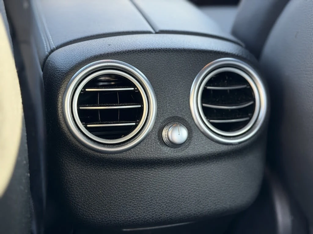 Mercedes-Benz C 300 * АвтоКредит * (ЦЕНА ДО БГ) - автомобили, коли, обяви за нови и употребявани 8