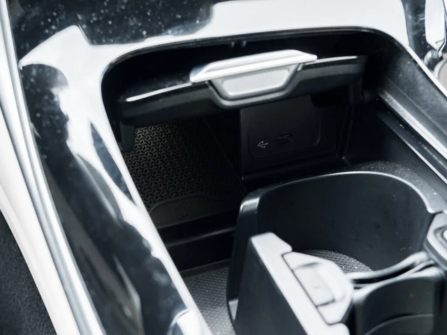 Mercedes-Benz C 300 4MATIC* АвтоКредит* (ЦЕНА ДО БГ) - автомобили, коли, обяви за нови и употребявани 12