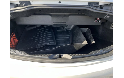 mercedes-benz-c-300 - 4