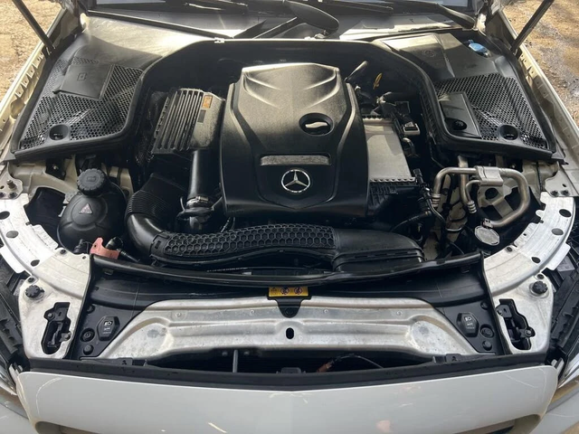 Mercedes-Benz C 300 * АвтоКредит * (ЦЕНА ДО БГ) - автомобили, коли, обяви за нови и употребявани 5