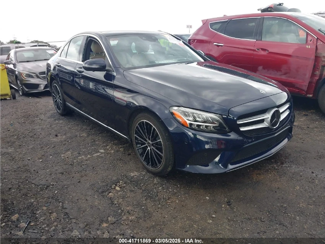 Mercedes-Benz C 300 DIGITAL* BURMESTER* ПОДГРЕВ* КАМЕРА - автомобили, коли, обяви за нови и употребявани 0