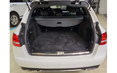 mercedes-benz-c-300 - 5