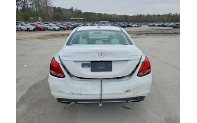 mercedes-benz-c-300 - 5