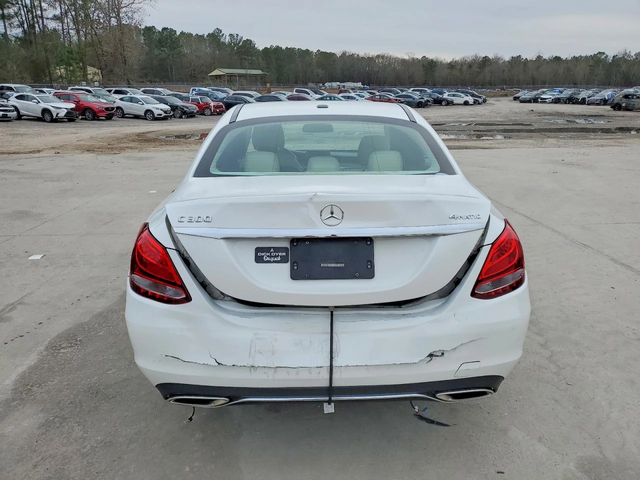 Mercedes-Benz C 300 2.0 TURBO 4 MATIC CARPLAY БЯЛА КОЖА CAM ASSIST LED - автомобили, коли, обяви за нови и употребявани 5