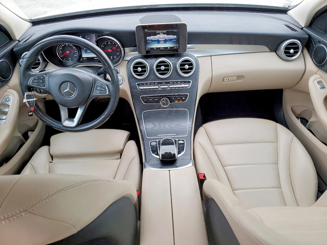 Mercedes-Benz C 300 2.0 TURBO 4 MATIC CARPLAY БЯЛА КОЖА CAM ASSIST LED - автомобили, коли, обяви за нови и употребявани 7