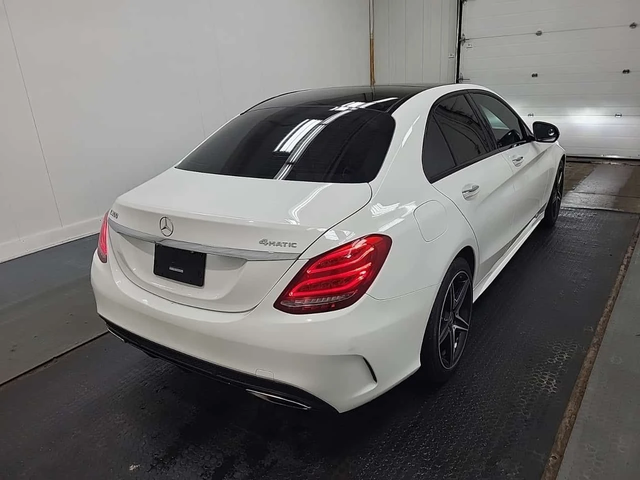 Mercedes-Benz C 300 * CARFAX * AMG PACK * ПОДГРЕВИ * ПАНОРАМА * - автомобили, коли, обяви за нови и употребявани 2