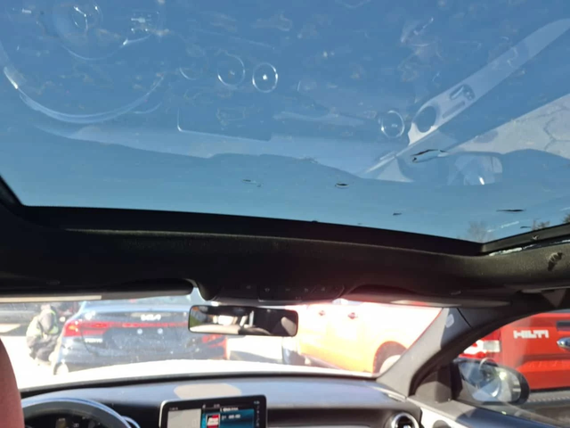Mercedes-Benz C 300 ПОДГРЕВИ * ПАНО * KEYLESS * CARFAX - автомобили, коли, обяви за нови и употребявани 12