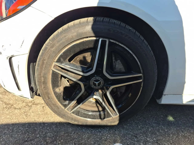 Mercedes-Benz C 300 ПОДГРЕВИ * ПАНО * KEYLESS * CARFAX - автомобили, коли, обяви за нови и употребявани 5