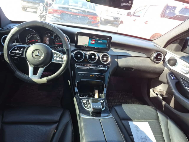 Mercedes-Benz C 300 ПОДГРЕВИ * ПАНО * KEYLESS * CARFAX - автомобили, коли, обяви за нови и употребявани 9