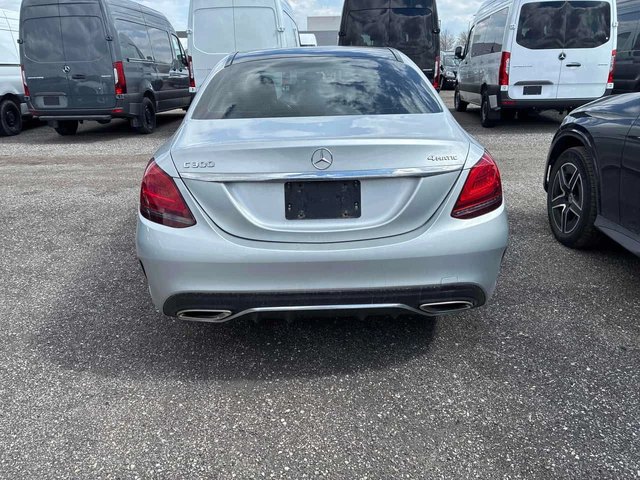 Mercedes-Benz C 300 | ПАНОРАМА | ПОДГРЕВ | CARFAX | - автомобили, коли, обяви за нови и употребявани 3