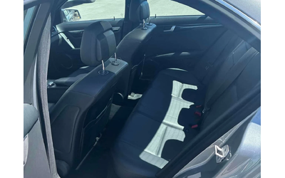 Mercedes-Benz C 300 * ГЛАВНО ПРЕДСТАВИТЕЛСТВО* ПАНОРАМА* - автомобили, коли, обяви за нови и употребявани 9