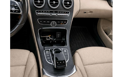 Mercedes-Benz C 300 CARFAX/Дигитален КМ./Кожа/Нави/Подгрев/Панорама - автомобили, коли, обяви за нови и употребявани 12