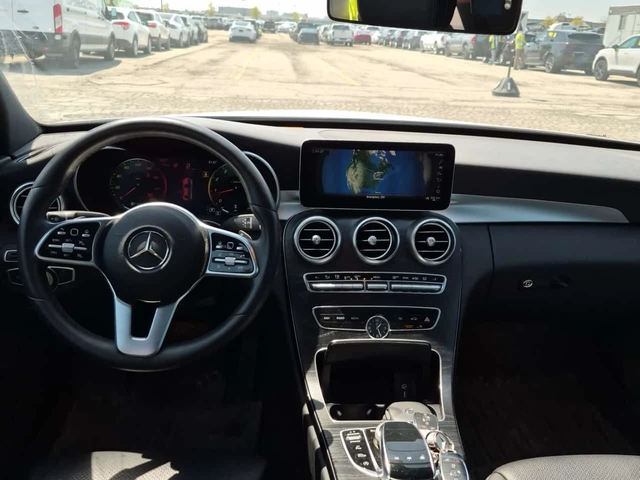Mercedes-Benz C 300 4MATIC* ДИГИТАЛНО ТАБЛО* PANORAMA* KEYLESS* - автомобили, коли, обяви за нови и употребявани 9
