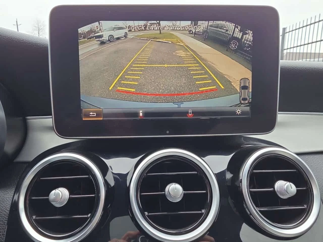 Mercedes-Benz C 300 AMG PKG * NAVIGATION / CAMERA / PANORАМА - автомобили, коли, обяви за нови и употребявани 10