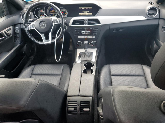 Mercedes-Benz C 300 4MATIC - автомобили, коли, обяви за нови и употребявани 7