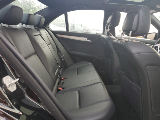 Mercedes-Benz C 300 4MATIC - автомобили, коли, обяви за нови и употребявани 8