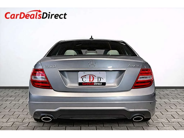 Mercedes-Benz W100 * 4MATIC / Leather / Sunroof / Nav / Heated Seats - автомобили, коли, обяви за нови и употребявани 4